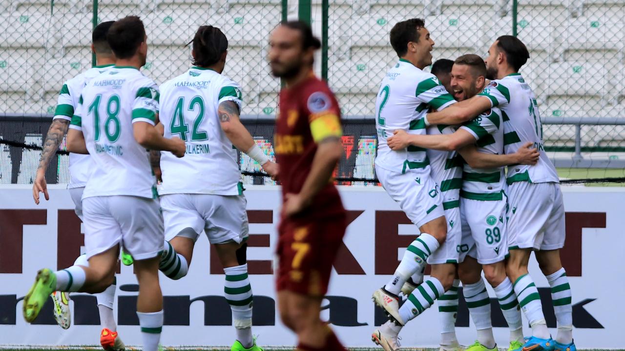 Konyaspor ikinciliği Fenerbahçe'den geri aldı, Göztepe düştü düşüyor...