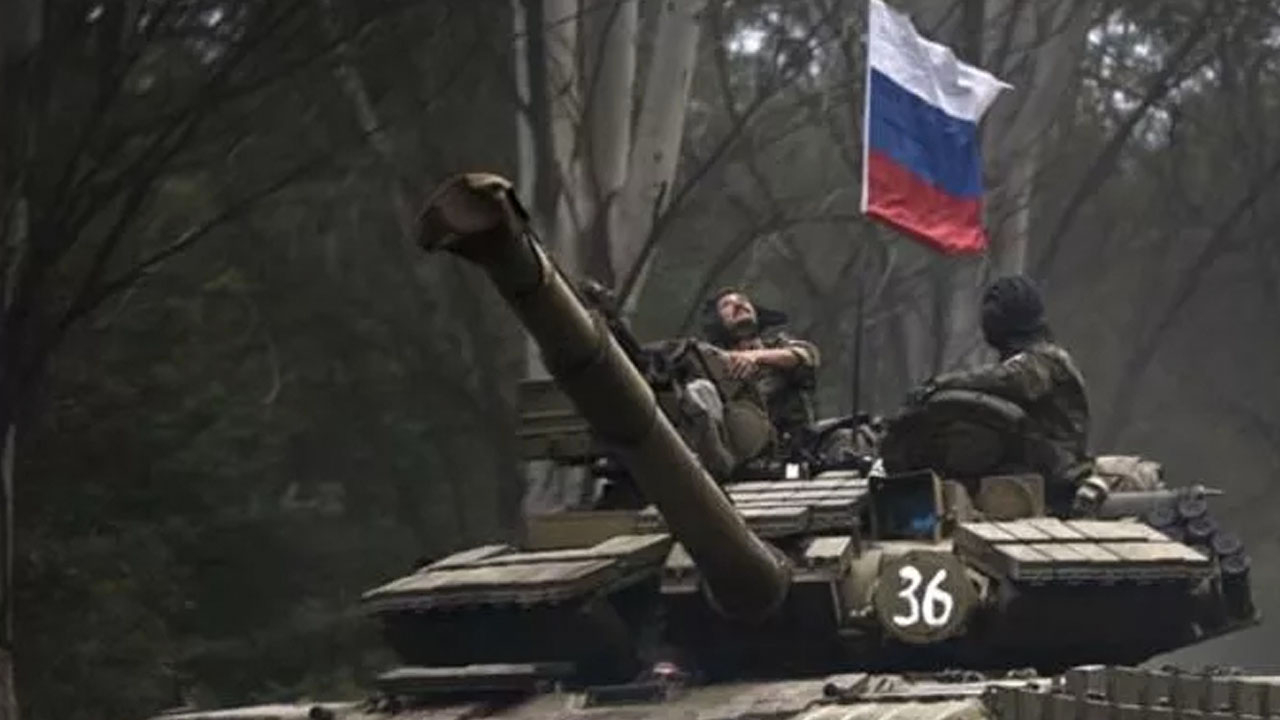 Dünya bu iddiayı konuşuyor: Ukraynalı siviller Rus askerlerini zehirli kekle durdurdu