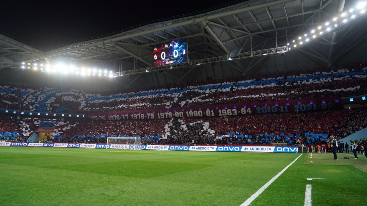 Trabzonspor'un koreografisinde dikkat çeken detay