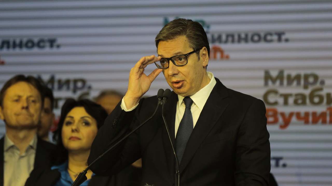 Sırbistan Cumhurbaşkanı Aleksandar Vucic, seçimi kazandığını duyurdu