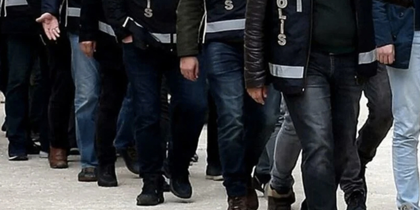 KHK ile ihraç edilenlerin yüzde 40'ı FETÖ adına çalışırken yakalandı