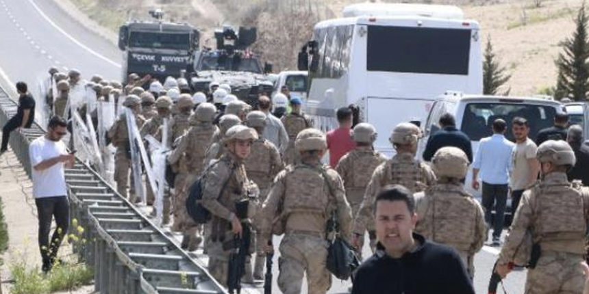 Halfeti'de tehlikeli provokasyon: PKK elebaşı Öcalan'ın doğum gününü bahane ettiler