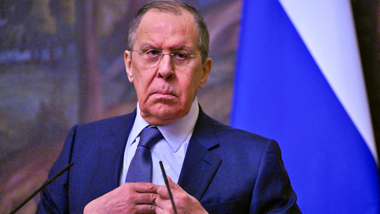 Lavrov'dan planlanan kritik Putin-Zelenskiy buluşması açıklaması!