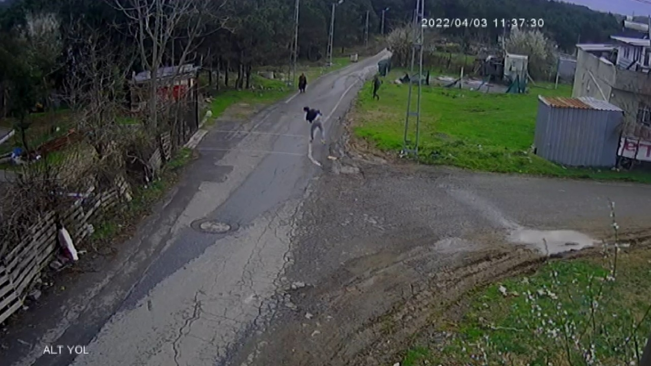 Sultangazi'de benzin döküp annesini yakmak isteyen şüpheli tutuklandı