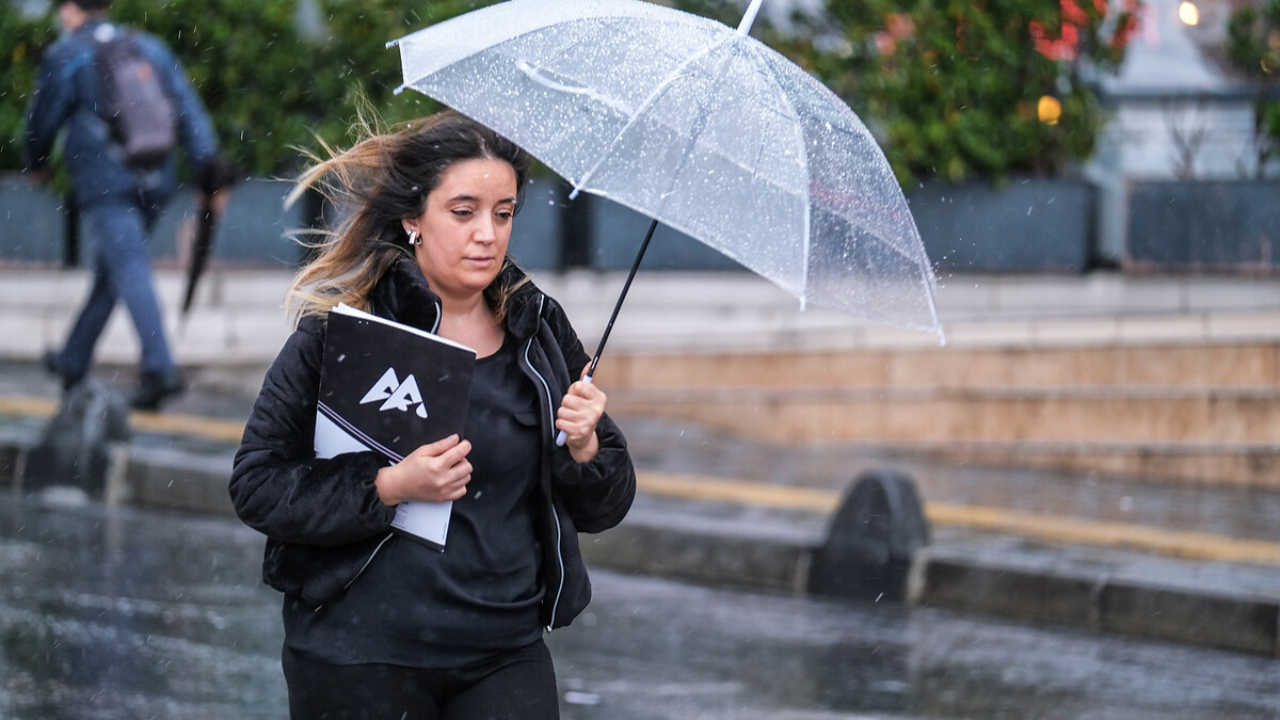 Meteoroloji'den İstanbul dahil 11 ile sarı kodlu uyarı: Kuvvetli sağanak geliyor!