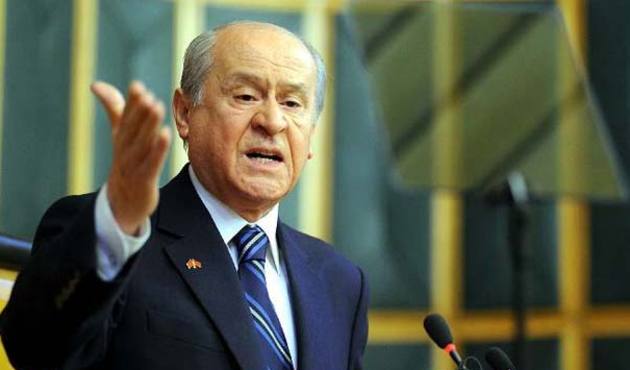 Bahçeli'den grup toplantısında Çarşı sloganı!