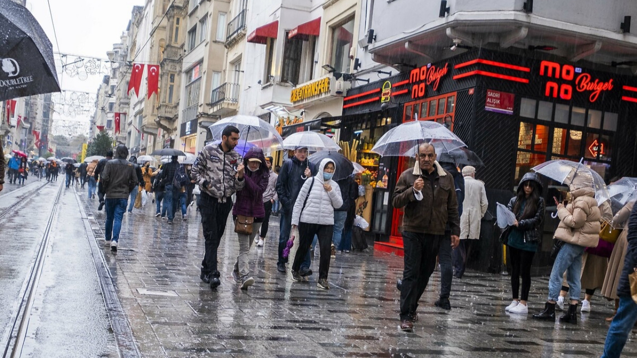 Meteoroloji'den İstanbul dahil 42 ile uyarı: Sağanak yağış geliyor!