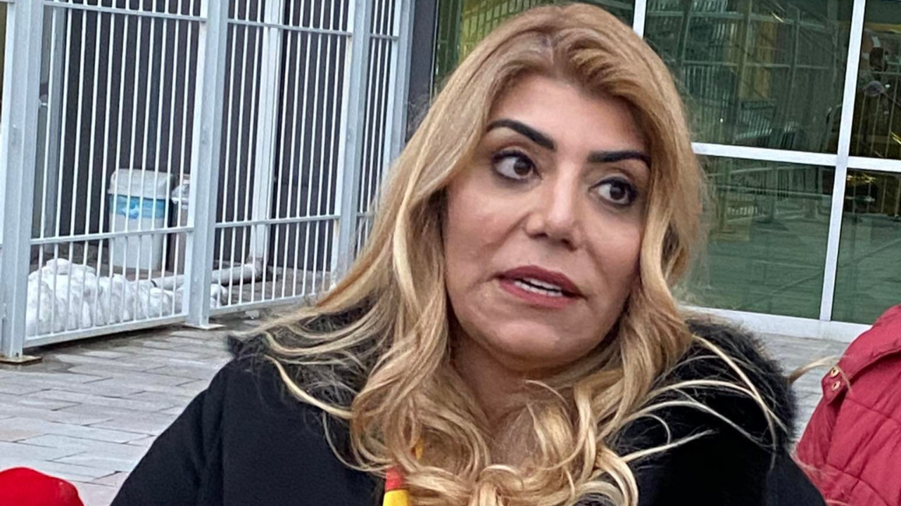 Berna Gözbaşı kulübe icra gönderen eski futbolcuya Twitter'dan tepki gösterdi