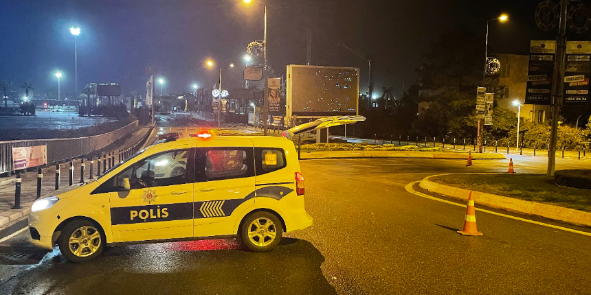 Tuzla'da askeri alan içinde patlama meydana geldi