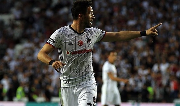Gökhan Gönül: Beşiktaş taraftarı beni kabul etti