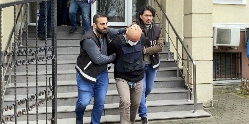 Ailesini katletti, evde bulunmayan 2 yeğenini öldürmek için arayışa girdi