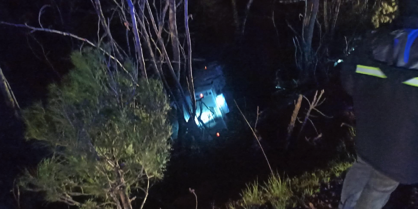 Soma'da termik santral işçilerini taşıyan servis dereye uçtu