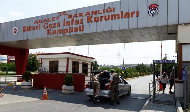 En rütbeli sanık "Ben darbeci değilim" dedi! Sonra da suçu o isme attı...
