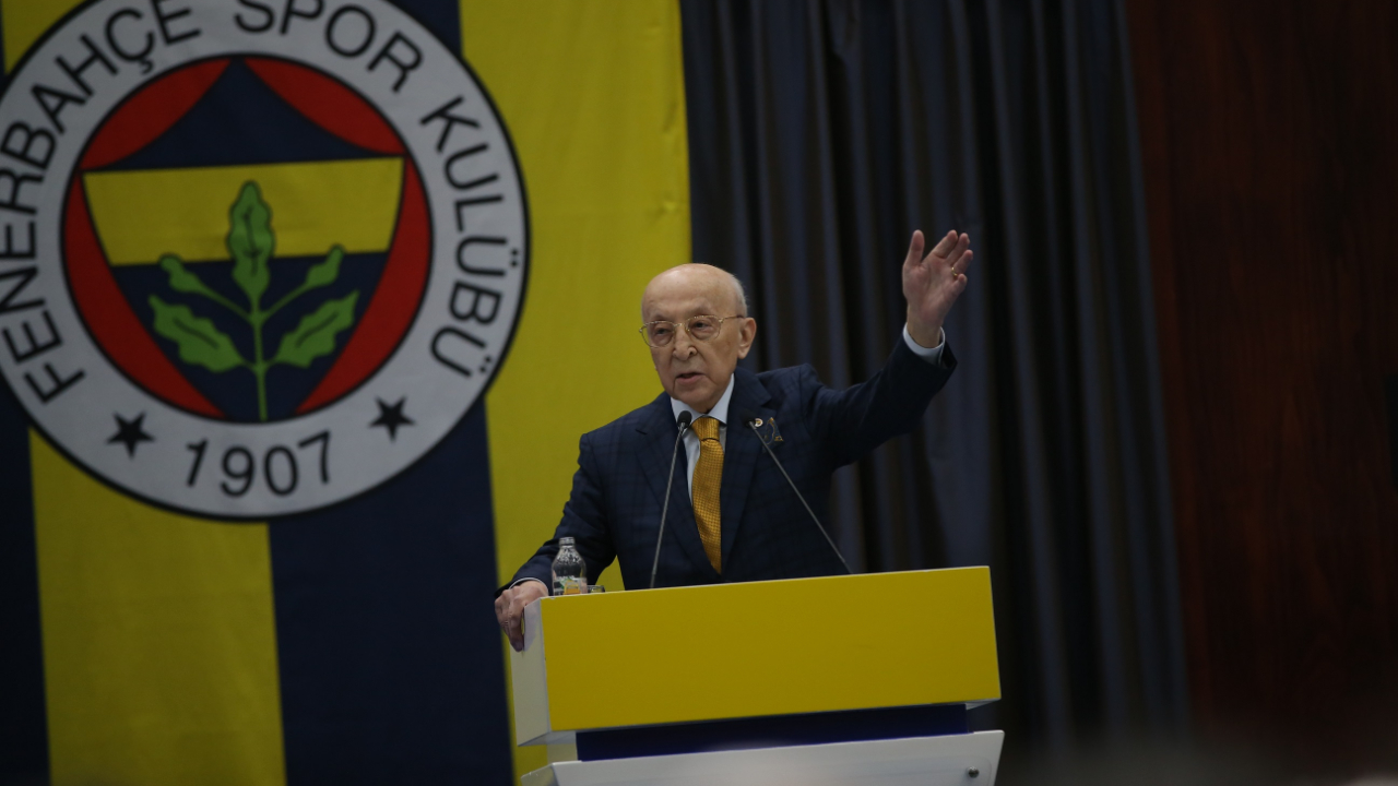 Vefa Küçük: Uğur Dündar, Fenerbahçe'de devamsızlıktan sınıfta kalmış, gelmiş derdimize deva olacak