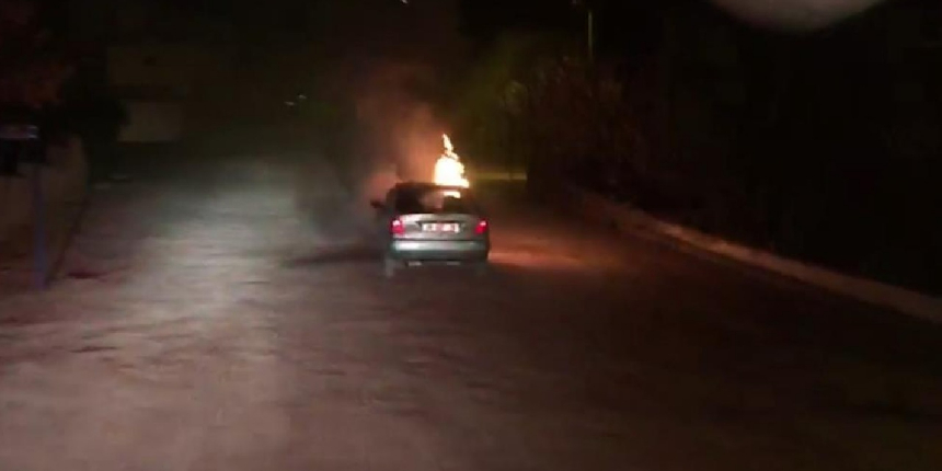 Seyir halindeki otomobil alev alev yandı!
