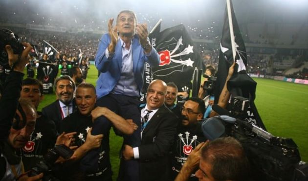 Şenol Güneş Beşiktaş'ın tarihine geçti