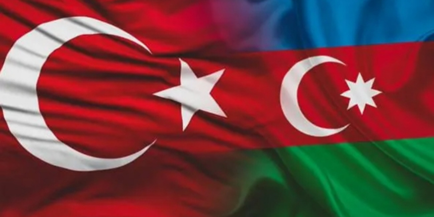 Azerbaycanlı ve Türk iş insanları iftarda bir araya geldi