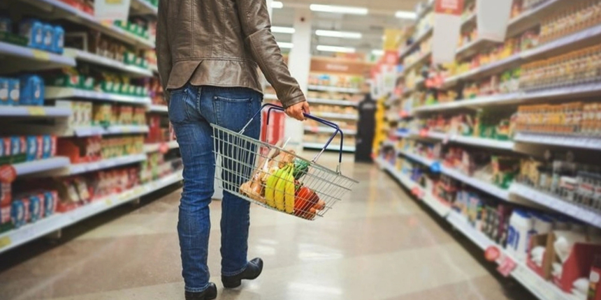 Pahalı olarak anılmak istemeyen marketlerin yeni oyunu pes dedirtti: Casus gönderiyorlar!