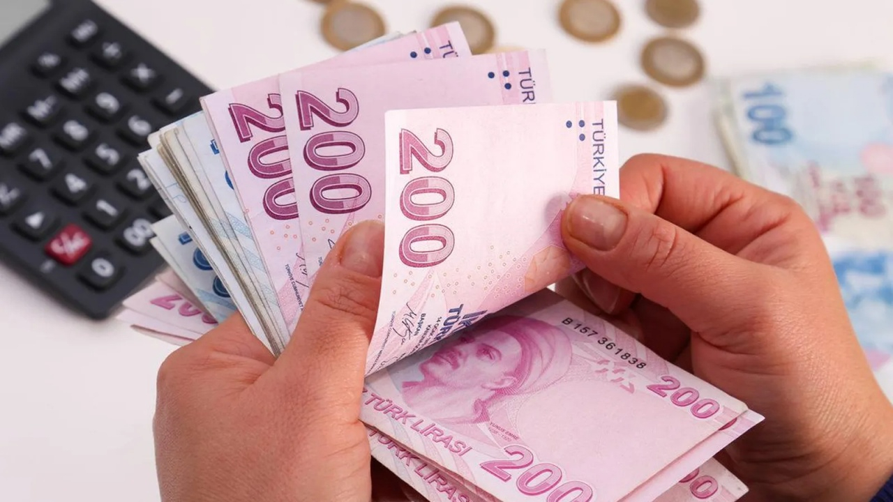 Emekliler İçin Bayram İkramiyesi Asgari Ücret Kadar Olacak Müjdesi Geldi! Zamlı İkramiye Geliyor