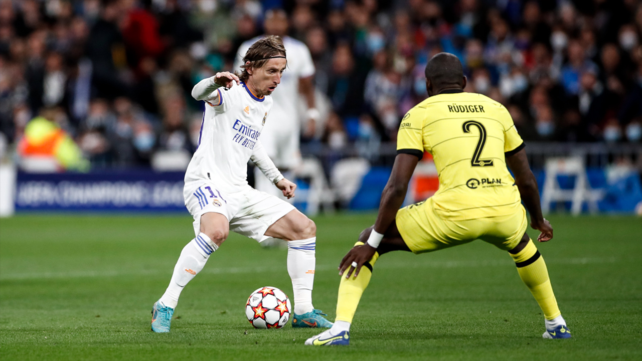 ÖZET | Real Madrid zor da olsa turladı