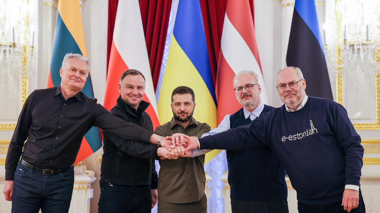 Ukrayna, Polonya, Estonya, Letonya ve Litvanya’dan Rusya’ya karşı birlik mesajı
