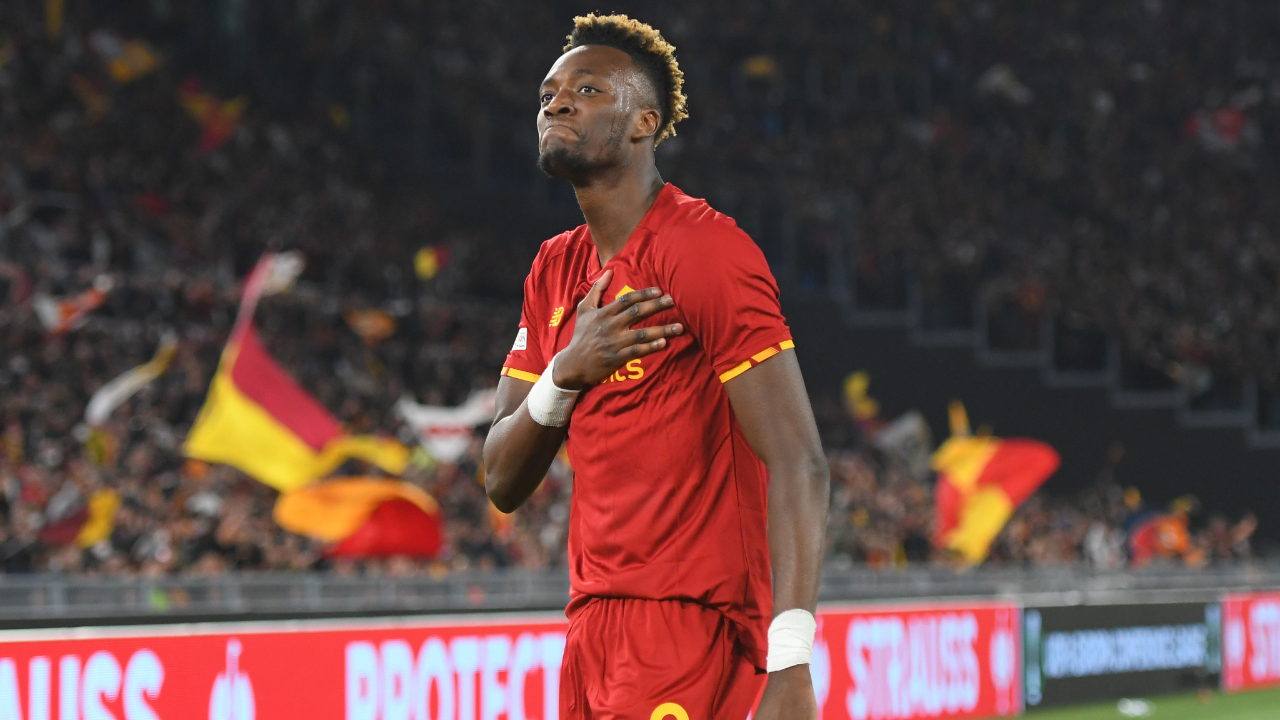 UEFA Avrupa Konferans Ligi'nde Roma rüzgarı... Mourinho'nun takımı yarı finalde...