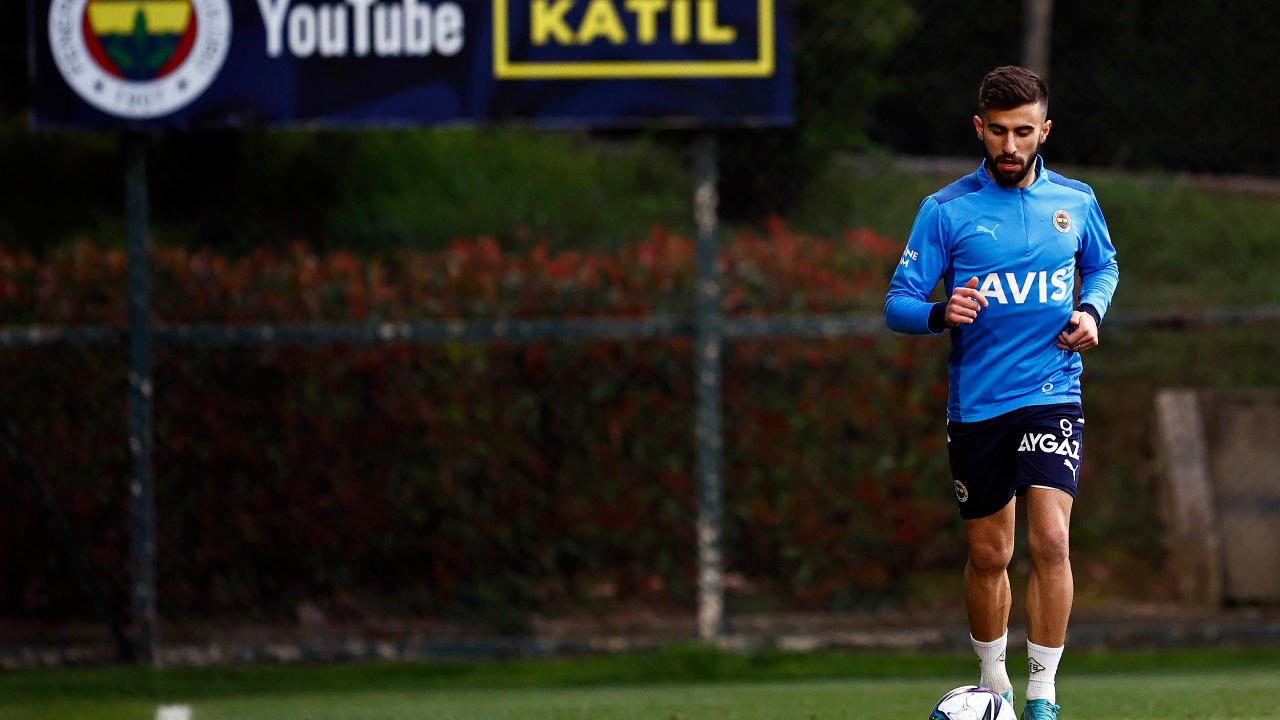 Diego Rossi 5.5 milyon Euro bonservisle Fenerbahçe'de... Uruguaylı'nın tapusu alındı