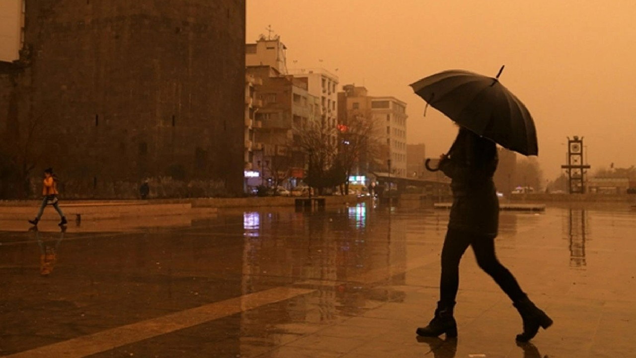 Soğuk hava ve rüzgarla birlikte çöl tozu da geliyor!