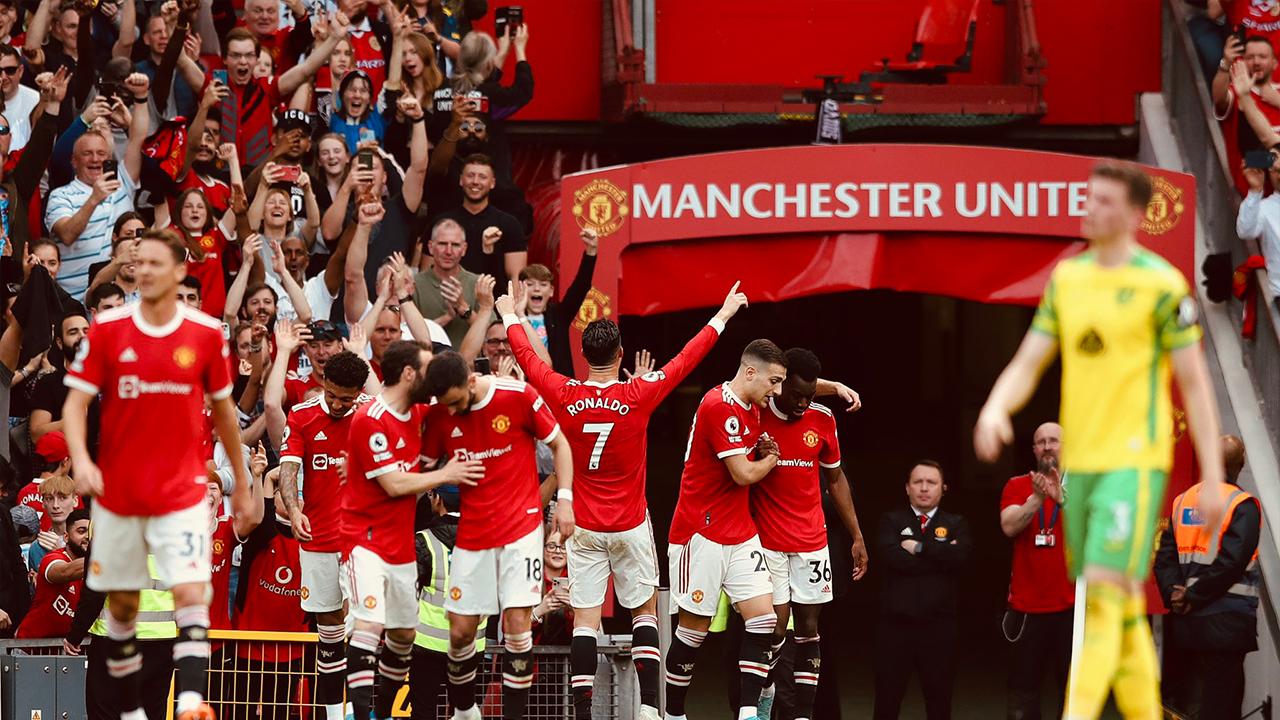 Cristiano Ronaldo şov yaptı, United kazandı!