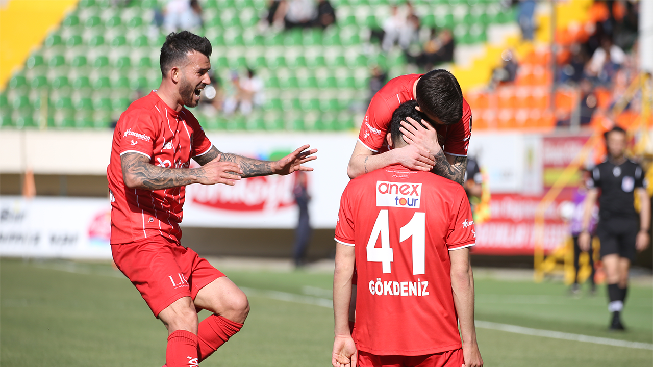 ÖZET | Antalyaspor derbide Alanyaspor'u mağlup etti!