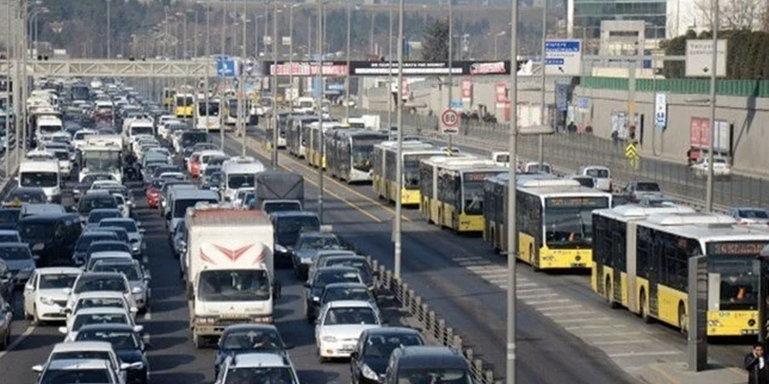 İstanbullular dikkat! Bu yollar trafiğe kapandı