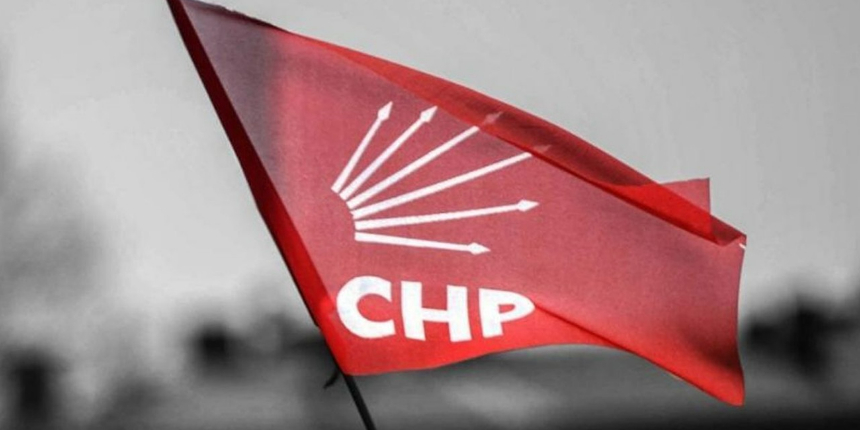 CHP'de kriz! "Mobbing var" diyerek topluca istifa ettiler!