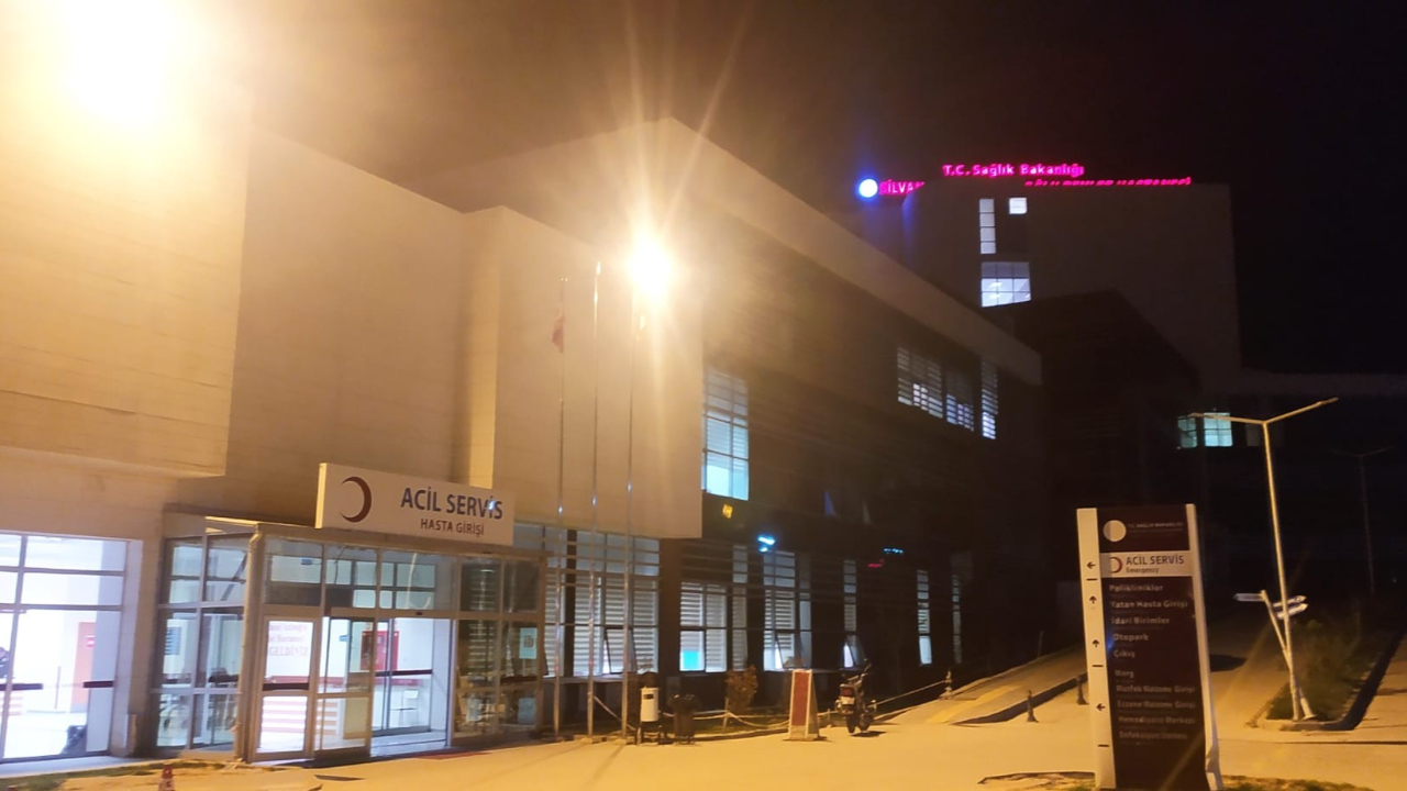 Diyarbakır'da bıçaklı kavga, çok sayıda yaralı var