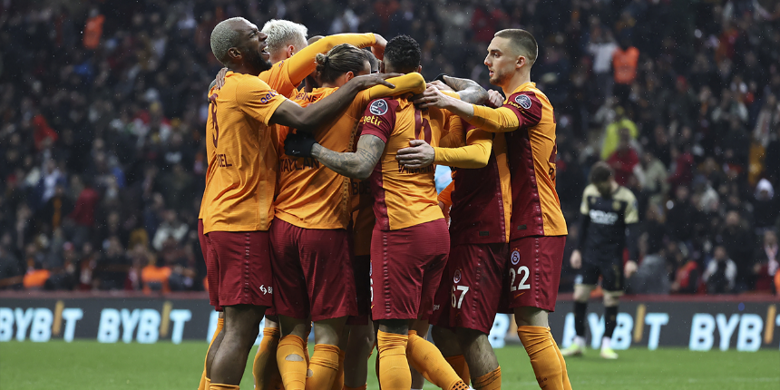 ÖZET | Galatasaray, Yeni Malatyaspor'u 2-0 ile geçti!
