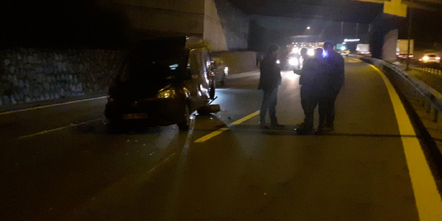TEM’de zincirleme kaza! Tır sürücüsü aracıyla kaçtı
