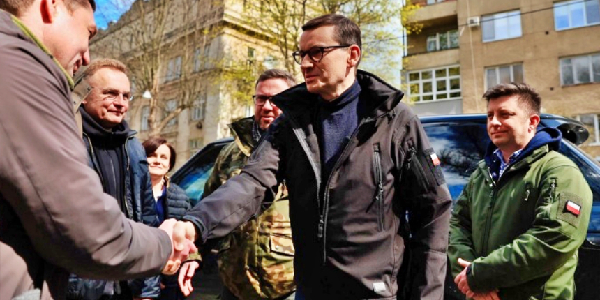Polonya Başbakanı Morawiecki, Lviv'den duyurdu: Gerekirse hazırız!