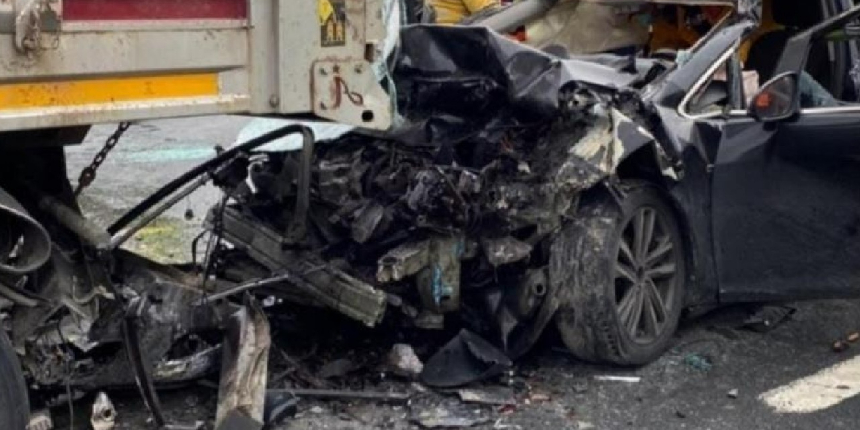 TEM’de tırın altına giren otomobilin sürücüsü hayatını kaybetti