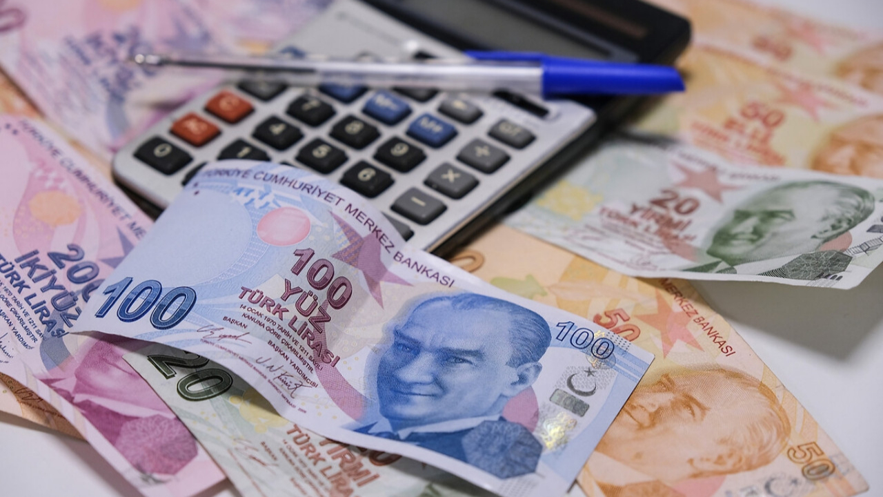 Ev ve araba alacaklar dikkat: TL ile ödeme zorunluluğu getirildi!