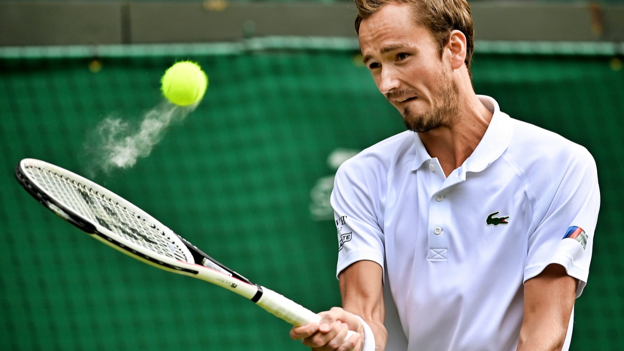 Rus ve Belaruslu tenisçilere Wimbledon şoku: Men edildiler!