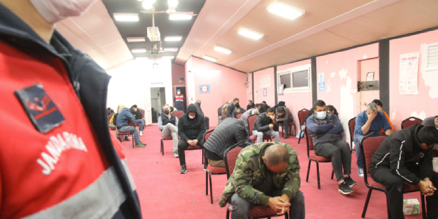 Sözde sendikaya kumar baskınında asit detayı!