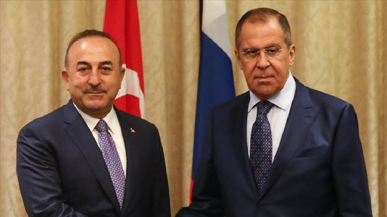 Dışişleri Bakanı Çavuşoğlu, Rus mevkidaşıyla görüştü