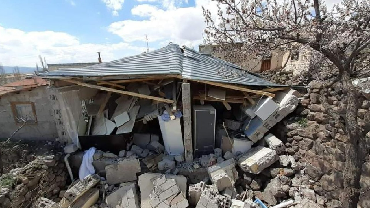 Tüp patladı, ortalık savaş alanına döndü