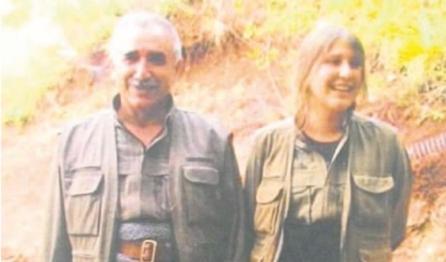 CNN Türk'ün skandal "Kırmızı Fularlı Kız" haberine böyle tepki gösterdi!