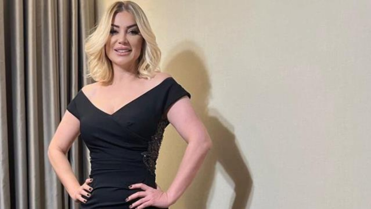 Songül Karlı Otobüste Arkadan Taciz Edildiğini İtiraf Etti! Songül Karlı Bikini Kararını Verdi