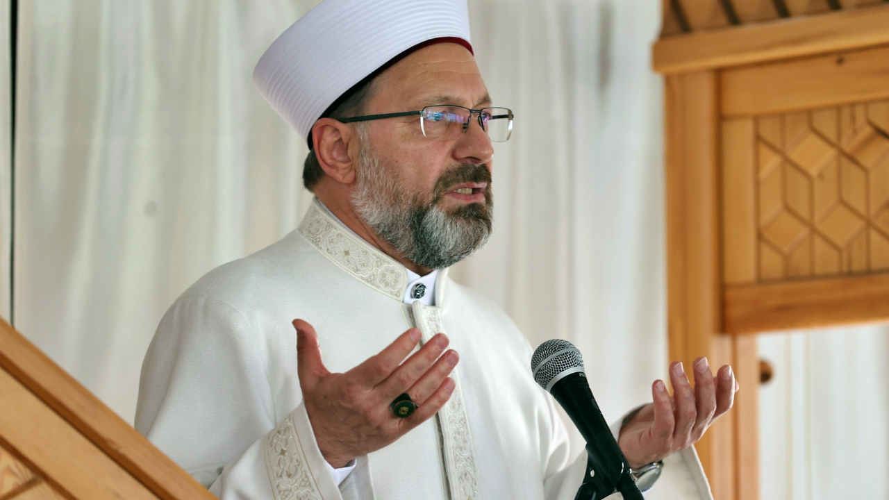 Diyanet İşleri Başkanı: Allah dünyayı hepimize yarattı; hepimize yeter
