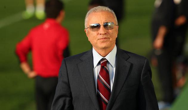 Ünal Aysal'dan Aziz Yıldırım'a sert sözler!
