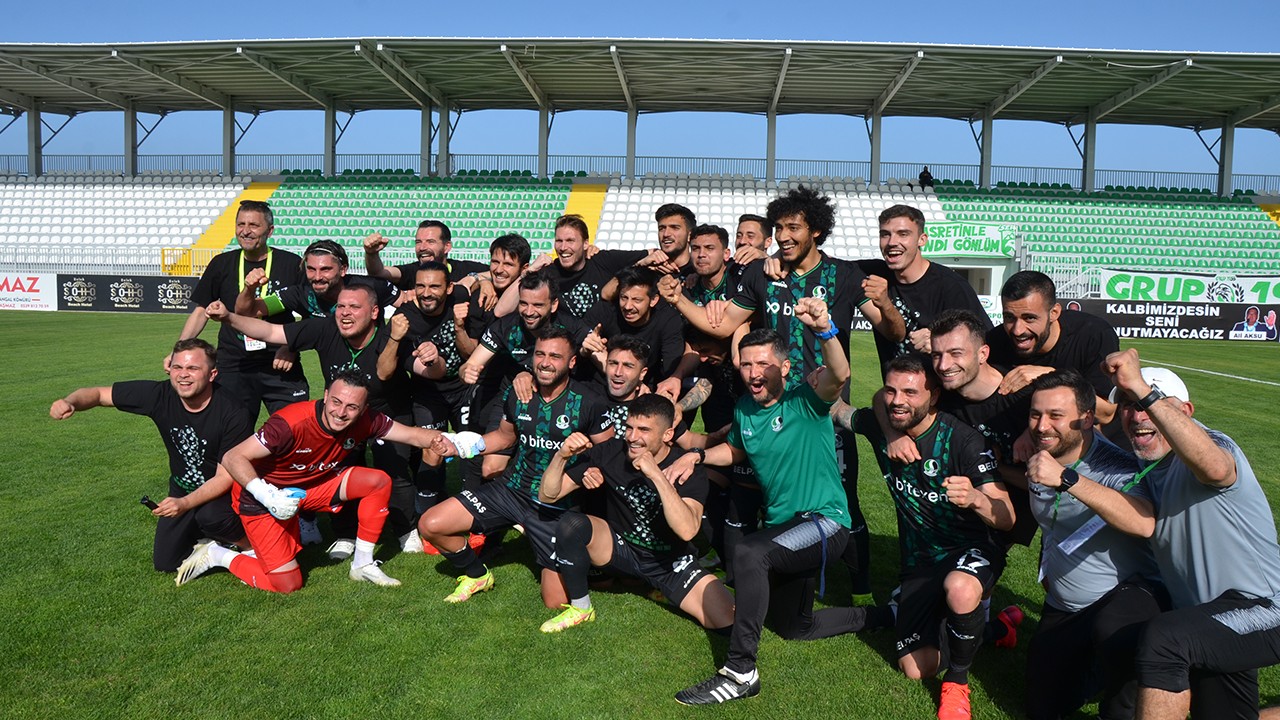 Sakaryaspor Spor Toto 1. Lig’e yükseldi