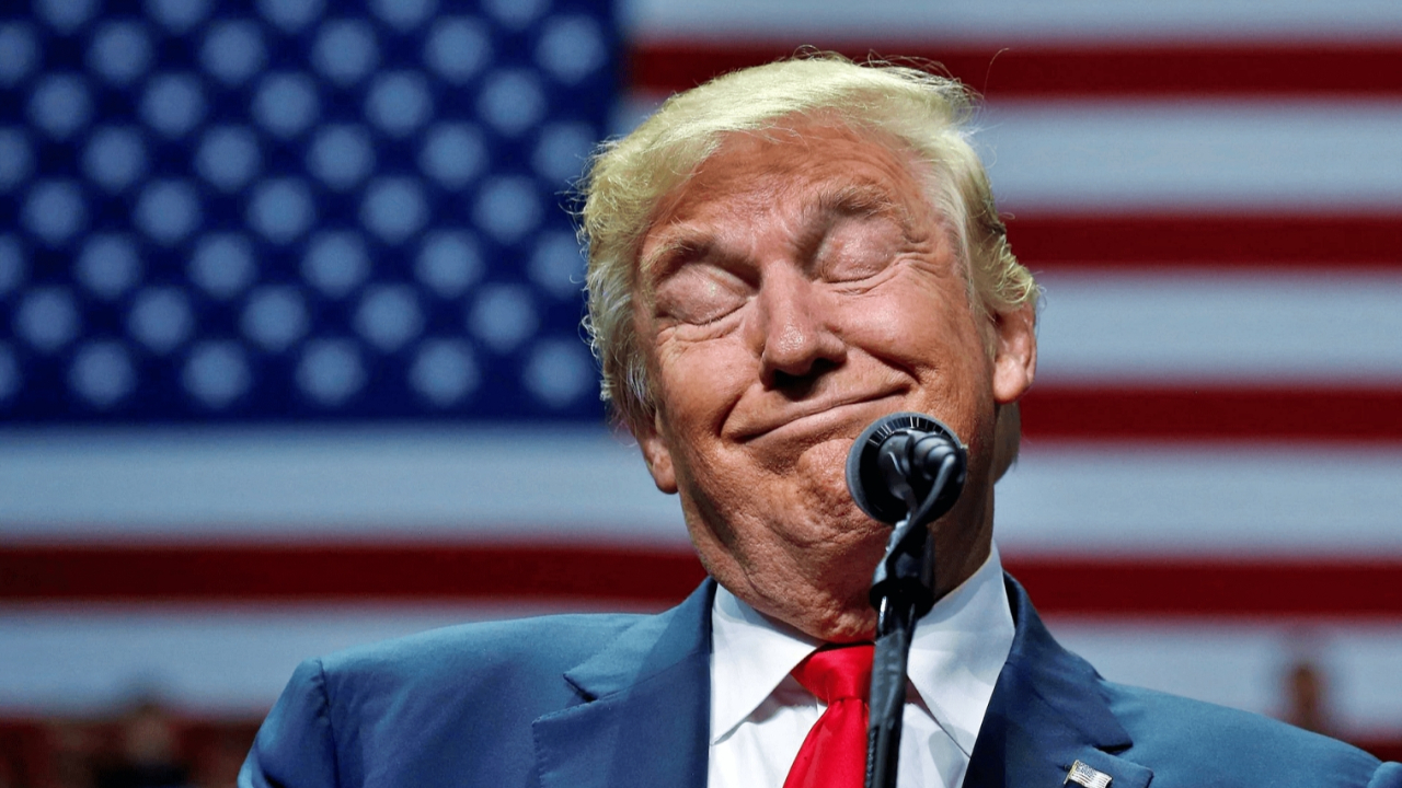 ABD eski Başkanı Donald Trump, 10 bin dolar para cezasına çarptırıldı!