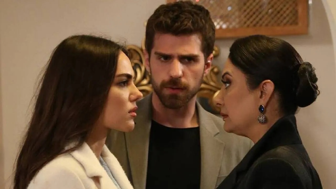 Üç Kız Kardeş Dizisinde Türkan'dan Beklenmeyen Hareket! Somer Bile Şaşırdı!