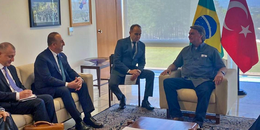 Dışişleri Bakanı Çavuşoğlu, Brezilya lideri Jair Bolsonaro ile görüştü
